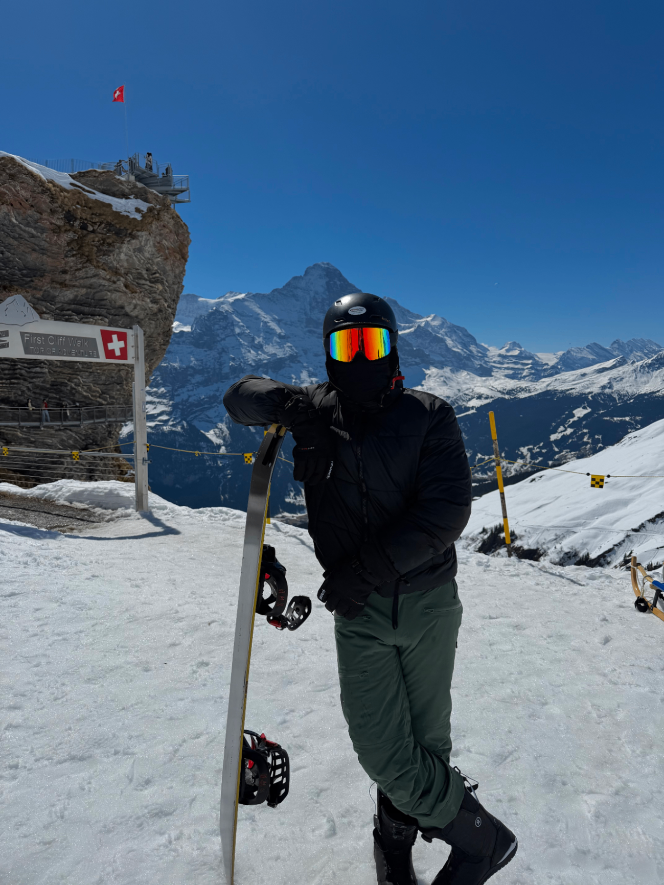 Naym de snowboard na Suíça